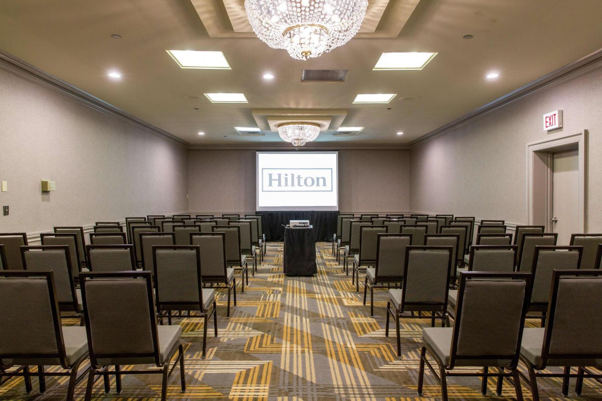 Hilton Chicago/Oak Lawn Hotel Екстериор снимка